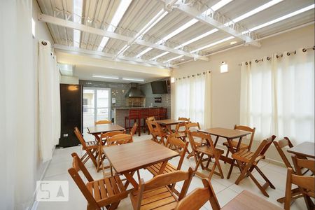 Apartamento para alugar com 65m², 2 quartos e 1 vaga Apartamento para alugar com 65m², 2 quartos e 1 vagaChurrasqueira