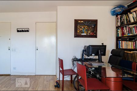 Sala de apartamento à venda com 3 quartos, 84m² em Mirandópolis, São Paulo