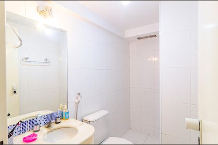 Banheiro Social 1 de apartamento à venda com 3 quartos, 84m² em Mirandópolis, São Paulo