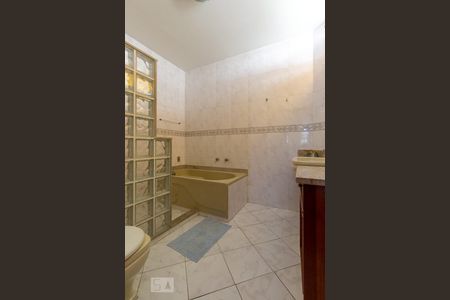 Apartamento à venda com 600m², 3 quartos e 1 vagaBanheiro Suite 2