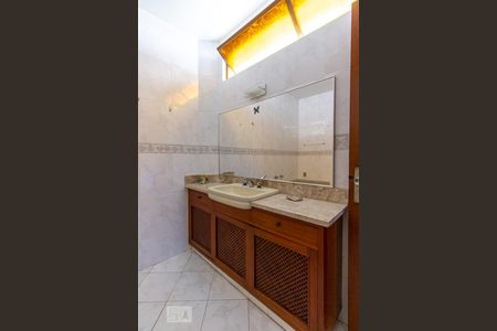 Apartamento à venda com 600m², 3 quartos e 1 vagaBanheiro Suite 2