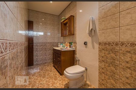 Casa à venda com 232m², 3 quartos e 3 vagasBanheiro Social