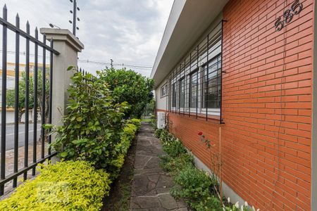 Casa à venda com 232m², 3 quartos e 3 vagasFachada