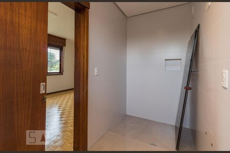 Casa à venda com 232m², 3 quartos e 3 vagasBanheiro da Suíte