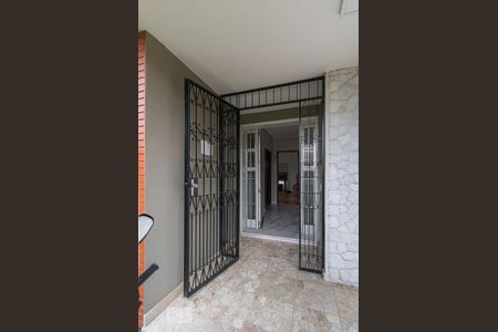 Casa à venda com 232m², 3 quartos e 3 vagasEntrada