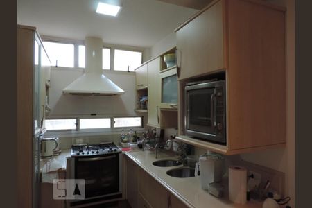 Apartamento à venda com 151m², 3 quartos e 2 vagasCozinha