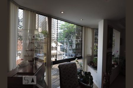 Apartamento à venda com 151m², 3 quartos e 2 vagasVista