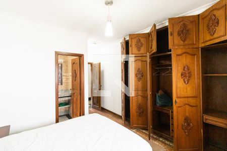 Casa à venda com 600m², 5 quartos e 4 vagasSuíte 2