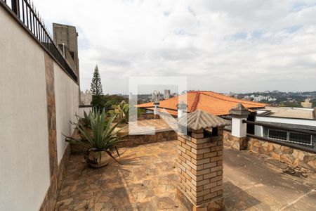 Casa à venda com 600m², 5 quartos e 4 vagasTerraço