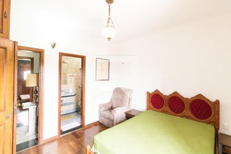 Casa à venda com 600m², 5 quartos e 4 vagasSuíte 1