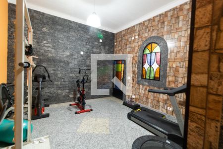 Casa à venda com 600m², 5 quartos e 4 vagasAcademia