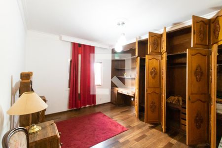 Casa à venda com 600m², 5 quartos e 4 vagasQuarto 1