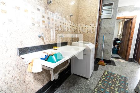 Casa à venda com 600m², 5 quartos e 4 vagasÁrea de Serviço