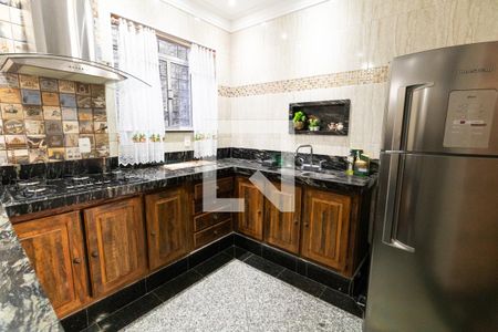 Casa à venda com 600m², 5 quartos e 4 vagasCozinha