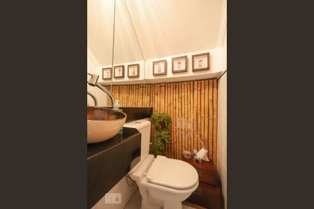 Casa à venda com 229m², 3 quartos e 5 vagasLavabo