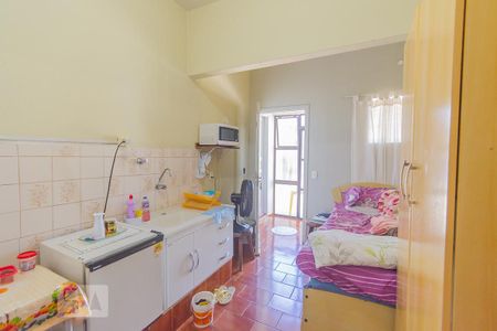 Casa à venda com 250m², 10 quartos e 1 vagasuite 6