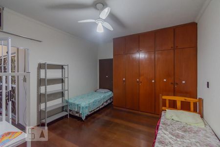 Casa à venda com 250m², 10 quartos e 1 vagaSuíte 3