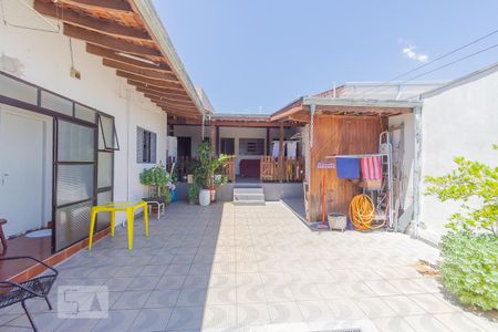 Casa à venda com 250m², 10 quartos e 1 vagaQuintal