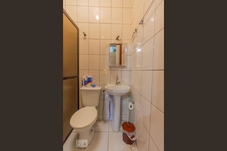 Casa à venda com 250m², 10 quartos e 1 vagaBanheiro da Suíte 1