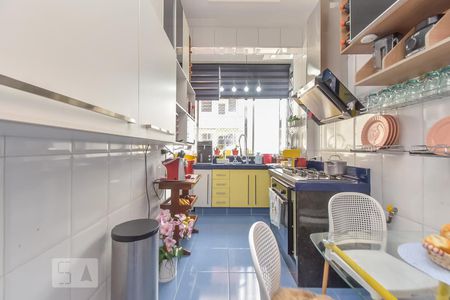 Apartamento à venda com 104m², 2 quartos e sem vagaCozinha