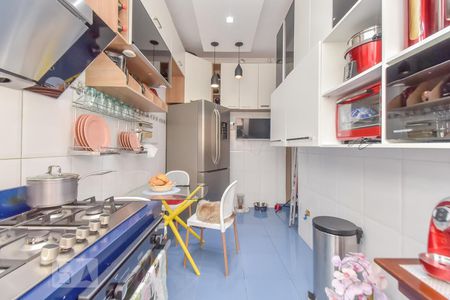 Apartamento à venda com 104m², 2 quartos e sem vagaCozinha