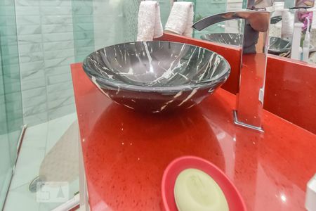 Apartamento à venda com 104m², 2 quartos e sem vagaBanheiro