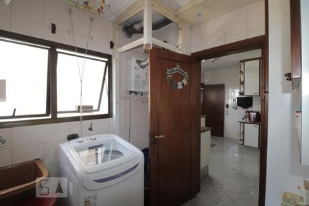 Apartamento à venda com 160m², 4 quartos e 3 vagasArea de serviço 