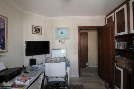 Apartamento à venda com 160m², 4 quartos e 3 vagasQuarto 2