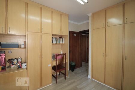 Apartamento à venda com 160m², 4 quartos e 3 vagasQuarto 1