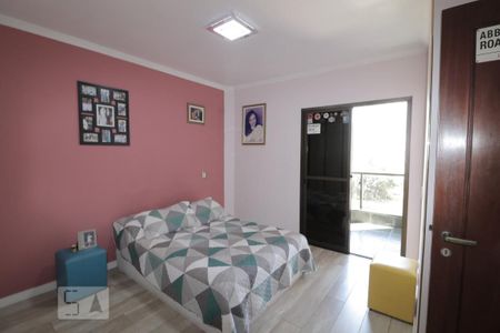 Apartamento à venda com 160m², 4 quartos e 3 vagasSuite 2