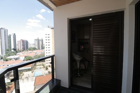 Apartamento à venda com 160m², 4 quartos e 3 vagasSacada do Quarto 1 e Suite 2