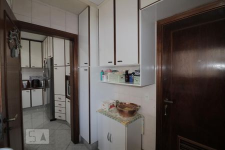 Apartamento à venda com 160m², 4 quartos e 3 vagasArea de serviço 