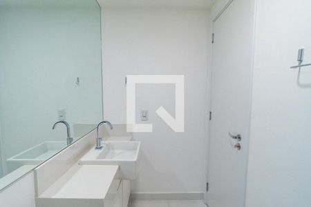 Banheiro da Suíte de apartamento para alugar com 1 quarto, 35m² em Mirandópolis, São Paulo