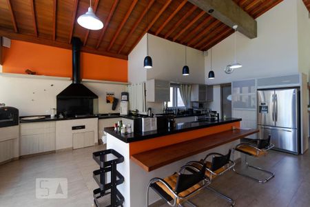 Casa de condomínio à venda com 400m², 4 quartos e 8 vagas Casa de condomínio à venda com 400m², 4 quartos e 8 vagasCozinha