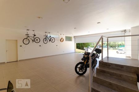 Casa de condomínio à venda com 400m², 4 quartos e 8 vagas Casa de condomínio à venda com 400m², 4 quartos e 8 vagasGaragem