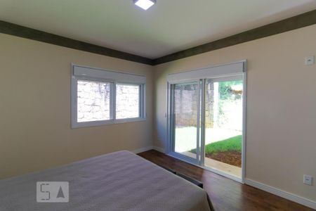 Casa de condomínio à venda com 400m², 4 quartos e 8 vagas Casa de condomínio à venda com 400m², 4 quartos e 8 vagasSuíte 04