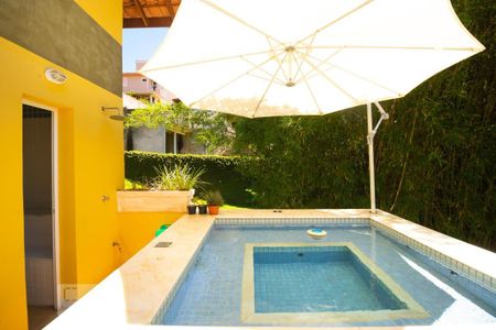 Casa de condomínio à venda com 400m², 4 quartos e 8 vagas Casa de condomínio à venda com 400m², 4 quartos e 8 vagasVaranda com Hidromassagem