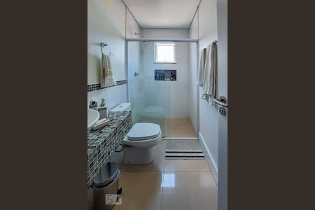 Casa à venda com 222m², 3 quartos e 3 vagasBanheiro da Suíte 3