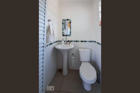 Casa à venda com 222m², 3 quartos e 3 vagasLavabo Varanda Gourmet 2