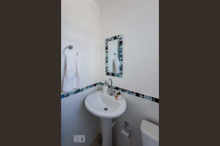 Casa à venda com 222m², 3 quartos e 3 vagasLavabo Varanda Gourmet 2