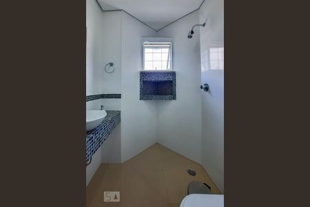 Casa à venda com 222m², 3 quartos e 3 vagasBanheiro da Suíte 2