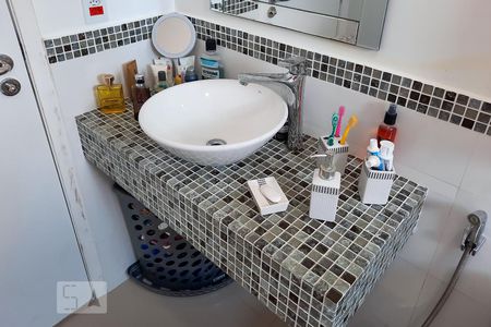 Casa à venda com 222m², 3 quartos e 3 vagasBanheiro da Suíte 3