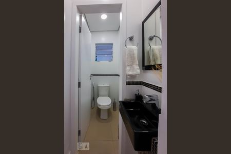 Lavabo de casa à venda com 3 quartos, 222m² em Nova Petrópolis, São Bernardo do Campo