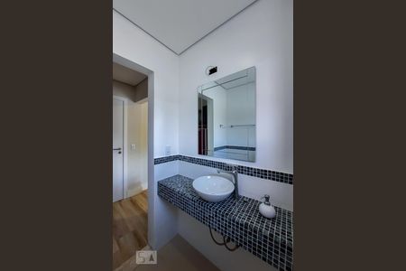 Casa à venda com 222m², 3 quartos e 3 vagasBanheiro da Suíte 2