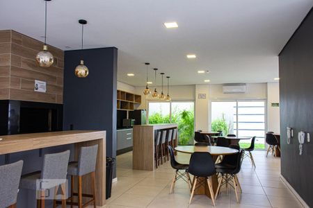 Apartamento para alugar com 52m², 2 quartos e 2 vagas Apartamento para alugar com 52m², 2 quartos e 2 vagasÁrea comum - Salão de festas