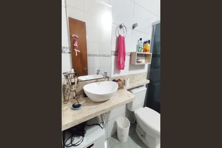 Casa à venda com 115m², 2 quartos e 3 vagasBanheiro