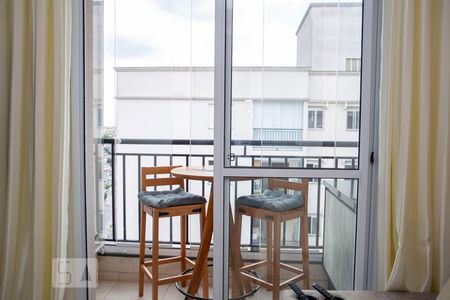 Sala de apartamento à venda com 2 quartos, 57m² em Conceição, Diadema