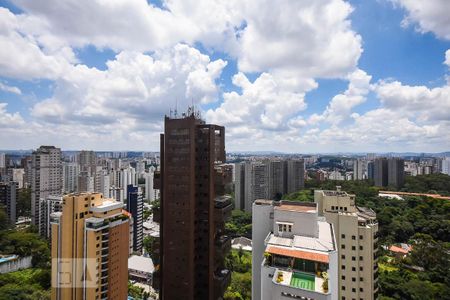 Vista do quarto de apartamento para alugar com 1 quarto, 48m² em Vila Suzana, São Paulo