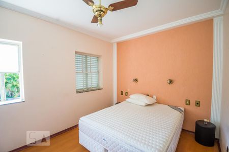 Suíte 1 de casa para alugar com 5 quartos, 1074m² em Colinas do Ermitage (sousas), Campinas
