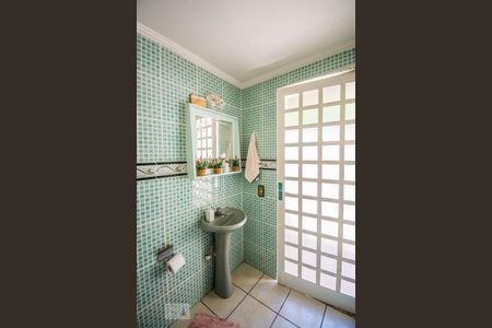 Casa à venda com 1074m², 5 quartos e NaN vagas Casa à venda com 1074m², 5 quartos e NaN vagasBanheiro da Piscina